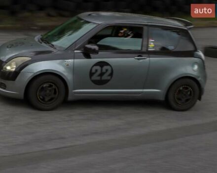 Сірий Сузукі Свифт, об'ємом двигуна 1.49 л та пробігом 185 тис. км за 4500 $, фото 15 на Automoto.ua