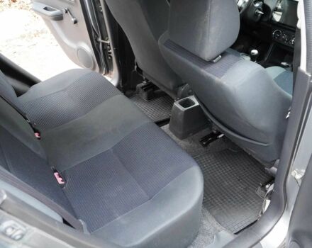 Серый Сузуки Свифт, объемом двигателя 1.3 л и пробегом 154 тыс. км за 4750 $, фото 16 на Automoto.ua