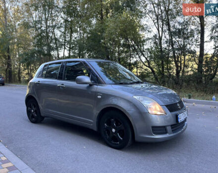 Сірий Сузукі Свифт, об'ємом двигуна 1.3 л та пробігом 189 тис. км за 4900 $, фото 1 на Automoto.ua