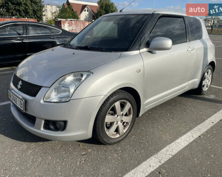 Сірий Сузукі Свифт, об'ємом двигуна 1.33 л та пробігом 260 тис. км за 3000 $, фото 5 на Automoto.ua