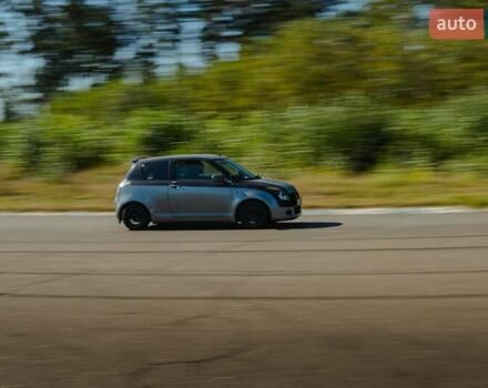 Сірий Сузукі Свифт, об'ємом двигуна 1.49 л та пробігом 185 тис. км за 4500 $, фото 6 на Automoto.ua