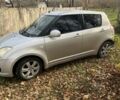Сірий Сузукі Свифт, об'ємом двигуна 1.3 л та пробігом 205 тис. км за 3650 $, фото 7 на Automoto.ua