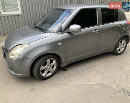 Сірий Сузукі Свифт, об'ємом двигуна 0 л та пробігом 250 тис. км за 3100 $, фото 1 на Automoto.ua