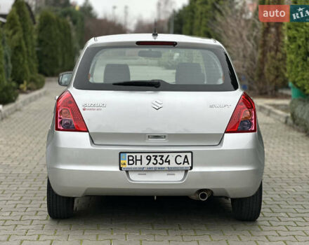Серый Сузуки Свифт, объемом двигателя 1.49 л и пробегом 24 тыс. км за 9300 $, фото 10 на Automoto.ua