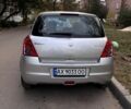 Серый Сузуки Свифт, объемом двигателя 1.3 л и пробегом 230 тыс. км за 4900 $, фото 2 на Automoto.ua