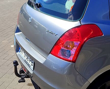 Сузуки Свифт 2008 в Черкассах на Automoto.ua Серый Сузуки Свифт, объемом двигателя 1.2 л и пробегом 189 тыс. км за 5800 $, фото 4 на Automoto.ua