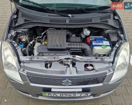 Серый Сузуки Свифт, объемом двигателя 1.33 л и пробегом 190 тыс. км за 4200 $, фото 25 на Automoto.ua