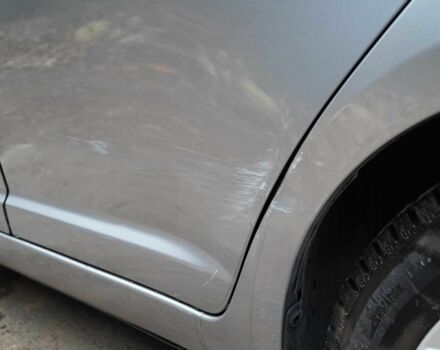 Серый Сузуки Свифт, объемом двигателя 1.3 л и пробегом 154 тыс. км за 4750 $, фото 6 на Automoto.ua