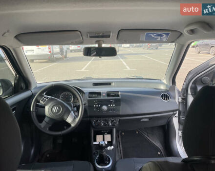 Сірий Сузукі Свифт, об'ємом двигуна 1.33 л та пробігом 260 тис. км за 3000 $, фото 8 на Automoto.ua