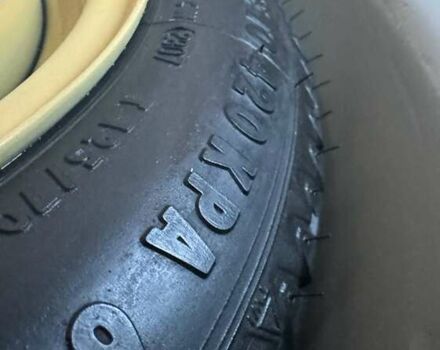 Серый Сузуки Свифт, объемом двигателя 1.49 л и пробегом 96 тыс. км за 6700 $, фото 69 на Automoto.ua