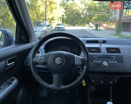 Сірий Сузукі Свифт, об'ємом двигуна 1.3 л та пробігом 189 тис. км за 4900 $, фото 31 на Automoto.ua