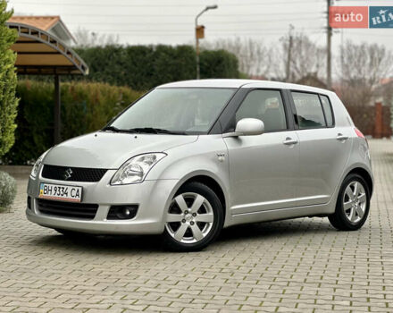 Серый Сузуки Свифт, объемом двигателя 1.49 л и пробегом 24 тыс. км за 9300 $, фото 5 на Automoto.ua