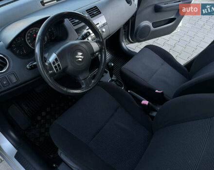 Серый Сузуки Свифт, объемом двигателя 1.49 л и пробегом 96 тыс. км за 6700 $, фото 48 на Automoto.ua