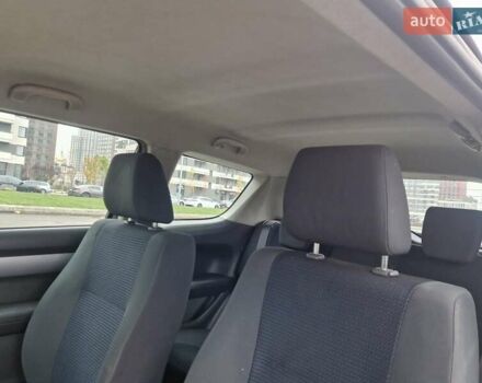 Серый Сузуки Свифт, объемом двигателя 1.33 л и пробегом 190 тыс. км за 4200 $, фото 19 на Automoto.ua