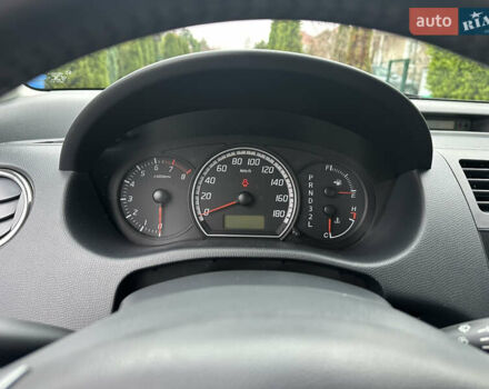 Серый Сузуки Свифт, объемом двигателя 1.49 л и пробегом 24 тыс. км за 9300 $, фото 55 на Automoto.ua