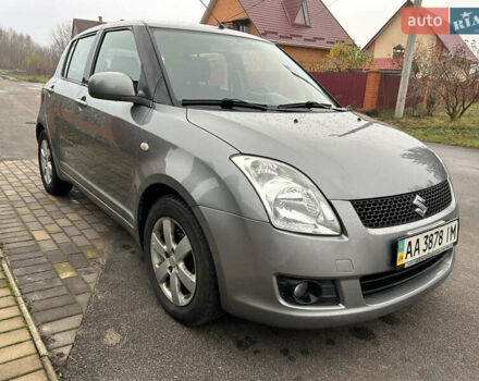 Сірий Сузукі Свифт, об'ємом двигуна 1.33 л та пробігом 243 тис. км за 4300 $, фото 2 на Automoto.ua