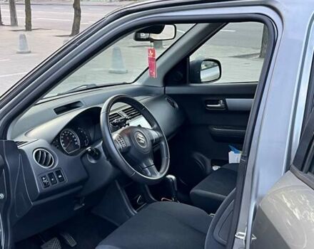 Сірий Сузукі Свифт, об'ємом двигуна 1.49 л та пробігом 143 тис. км за 8031 $, фото 17 на Automoto.ua