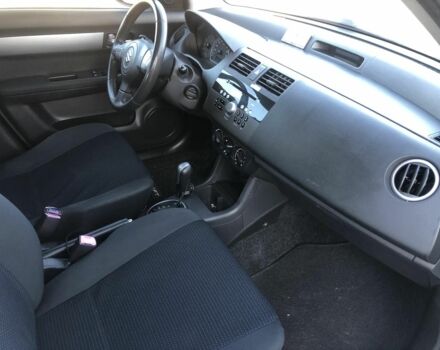 Сірий Сузукі Свифт, об'ємом двигуна 1.5 л та пробігом 195 тис. км за 7450 $, фото 3 на Automoto.ua