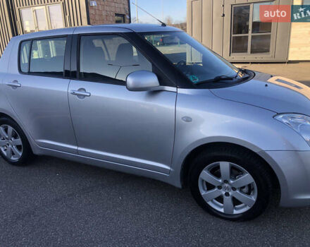 Серый Сузуки Свифт, объемом двигателя 1.5 л и пробегом 195 тыс. км за 7350 $, фото 5 на Automoto.ua