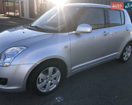 Серый Сузуки Свифт, объемом двигателя 1.5 л и пробегом 195 тыс. км за 7350 $, фото 3 на Automoto.ua