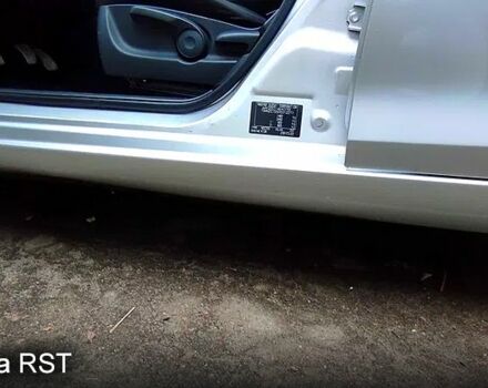 Серый Сузуки Свифт, объемом двигателя 1.2 л и пробегом 166 тыс. км за 5900 $, фото 5 на Automoto.ua