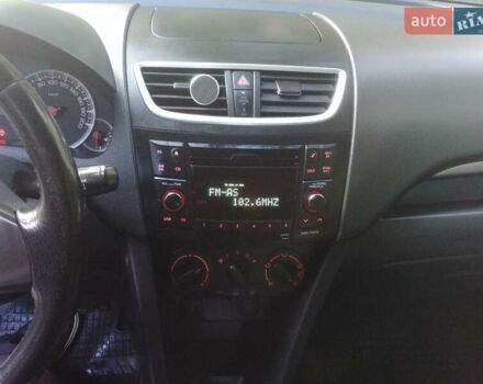 Серый Сузуки Свифт, объемом двигателя 1.2 л и пробегом 238 тыс. км за 5900 $, фото 13 на Automoto.ua