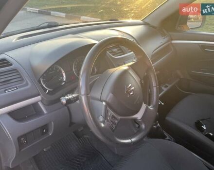 Сірий Сузукі Свифт, об'ємом двигуна 1.24 л та пробігом 108 тис. км за 5800 $, фото 11 на Automoto.ua