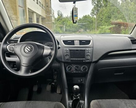 Серый Сузуки Свифт, объемом двигателя 1.2 л и пробегом 135 тыс. км за 2999 $, фото 15 на Automoto.ua