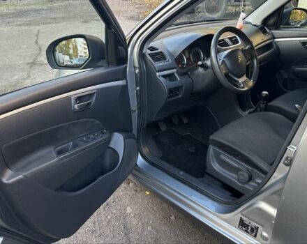 Сірий Сузукі Свифт, об'ємом двигуна 1.2 л та пробігом 178 тис. км за 4700 $, фото 8 на Automoto.ua