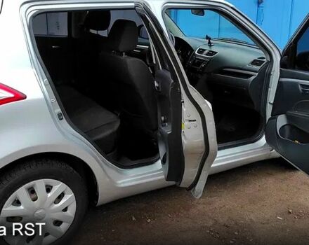 Серый Сузуки Свифт, объемом двигателя 1.2 л и пробегом 166 тыс. км за 5900 $, фото 3 на Automoto.ua