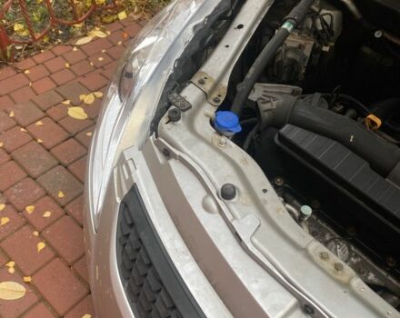 Сірий Сузукі Свифт, об'ємом двигуна 1.2 л та пробігом 168 тис. км за 6700 $, фото 5 на Automoto.ua