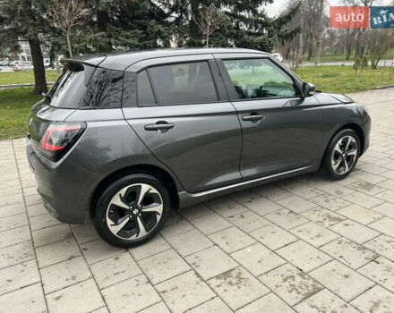 Сірий Сузукі Свифт, об'ємом двигуна 1.2 л та пробігом 5 тис. км за 17900 $, фото 5 на Automoto.ua
