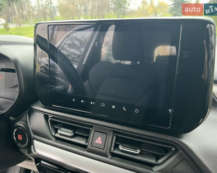 Сірий Сузукі Свифт, об'ємом двигуна 1.2 л та пробігом 5 тис. км за 17900 $, фото 33 на Automoto.ua