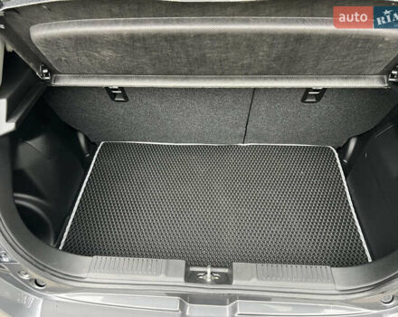 Сірий Сузукі Свифт, об'ємом двигуна 1.2 л та пробігом 5 тис. км за 17900 $, фото 53 на Automoto.ua