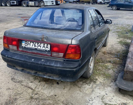 Сузукі Свифт 1994 у Вознесенске на Automoto.ua Сірий Сузукі Свифт, об'ємом двигуна 1.6 л та пробігом 253 тис. км за 500 $, фото 1 на Automoto.ua