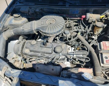 Сірий Сузукі Свифт, об'ємом двигуна 1.3 л та пробігом 350 тис. км за 1800 $, фото 6 на Automoto.ua