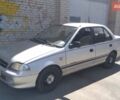 Серый Сузуки Свифт, объемом двигателя 1.3 л и пробегом 290 тыс. км за 1600 $, фото 3 на Automoto.ua
