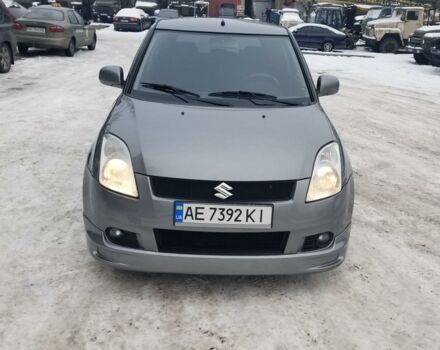 Серый Сузуки Свифт, объемом двигателя 1.5 л и пробегом 164 тыс. км за 6700 $, фото 1 на Automoto.ua