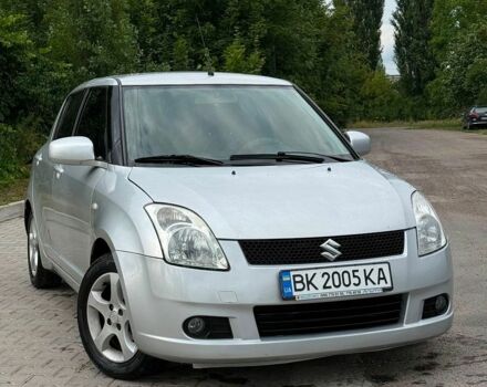 Серый Сузуки Свифт, объемом двигателя 1.33 л и пробегом 160 тыс. км за 4550 $, фото 1 на Automoto.ua