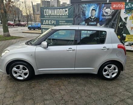 Серый Сузуки Свифт, объемом двигателя 1.33 л и пробегом 193 тыс. км за 5500 $, фото 1 на Automoto.ua
