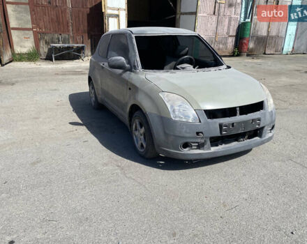 Сірий Сузукі Свифт, об'ємом двигуна 1.3 л та пробігом 200 тис. км за 2150 $, фото 1 на Automoto.ua