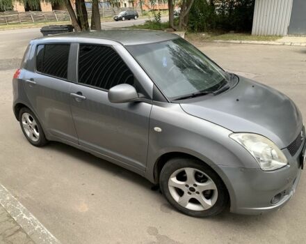 Сірий Сузукі Свифт, об'ємом двигуна 1.3 л та пробігом 250 тис. км за 3300 $, фото 1 на Automoto.ua