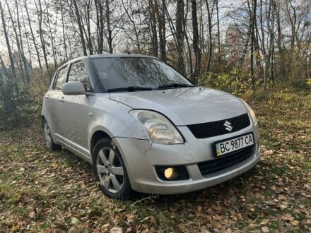Серый Сузуки Свифт, объемом двигателя 0 л и пробегом 209 тыс. км за 4200 $, фото 1 на Automoto.ua
