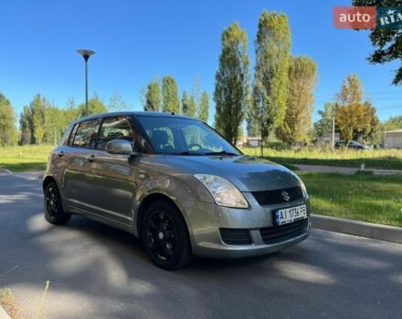 Серый Сузуки Свифт, объемом двигателя 1.3 л и пробегом 189 тыс. км за 4900 $, фото 1 на Automoto.ua