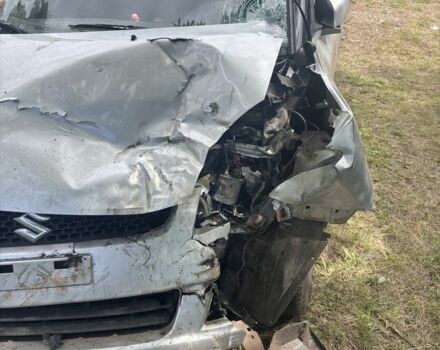 Сірий Сузукі Свифт, об'ємом двигуна 1.3 л та пробігом 270 тис. км за 2503 $, фото 1 на Automoto.ua
