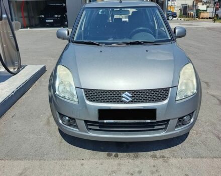 Сірий Сузукі Свифт, об'ємом двигуна 1.33 л та пробігом 251 тис. км за 4000 $, фото 1 на Automoto.ua