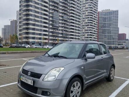 Серый Сузуки Свифт, объемом двигателя 1.33 л и пробегом 190 тыс. км за 4200 $, фото 1 на Automoto.ua