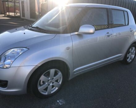 Сірий Сузукі Свифт, об'ємом двигуна 1.5 л та пробігом 195 тис. км за 7450 $, фото 1 на Automoto.ua