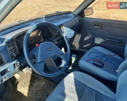 Синій Сузукі Свифт, об'ємом двигуна 1.3 л та пробігом 278 тис. км за 1050 $, фото 11 на Automoto.ua