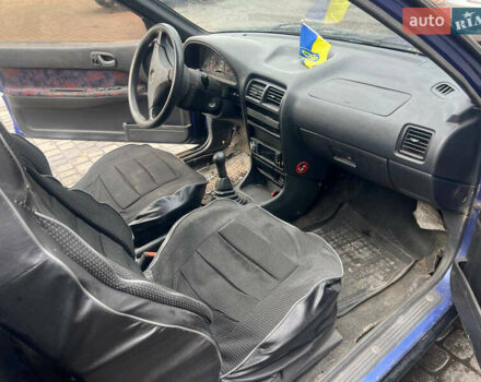 Синій Сузукі Свифт, об'ємом двигуна 1 л та пробігом 250 тис. км за 1250 $, фото 4 на Automoto.ua